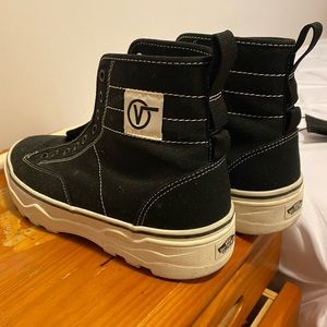 Vans Canvas Sentry Mens Size 11.5